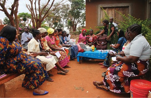 In roughly three years, the microfinance institution Buusaa Gonofa in Tanzania has gone from zero depositors to reaching 67,000 savers, out of which more than 20,000 are served through daily doorstep collection services by staff using point-of-service devices. © UNCDF/Ivana Damanjov