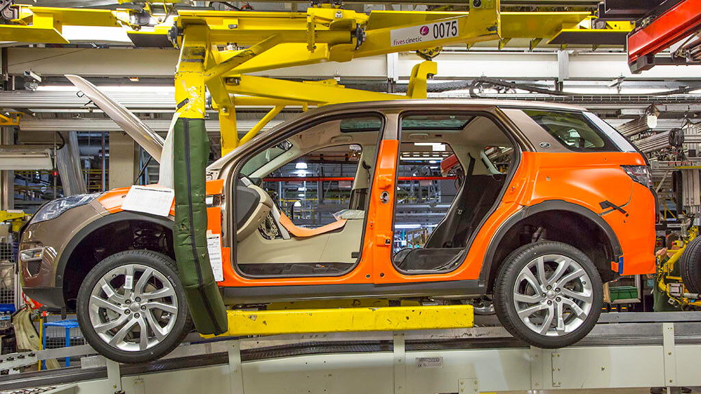 Land Rover Discovery Assembly Line