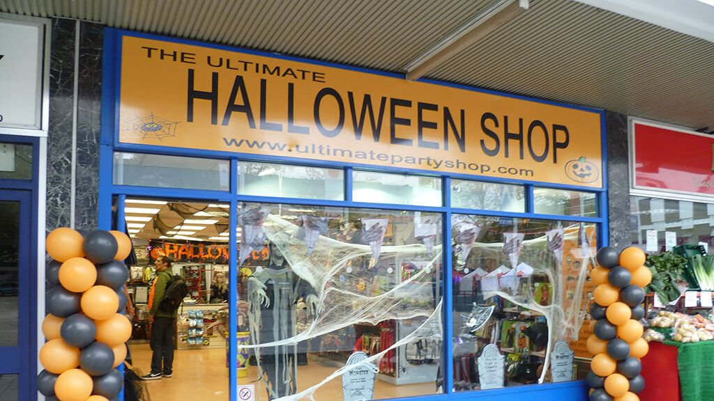 Halloween shop
