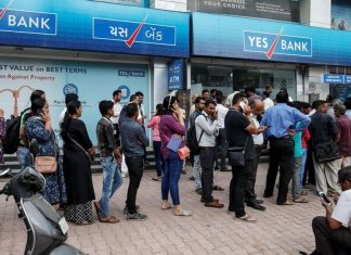 Queue outside a branch of Yes Bank